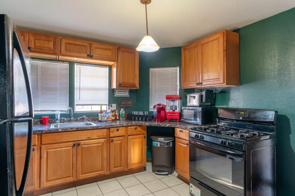 5819 County Road 1170 Kennard, TX 75925