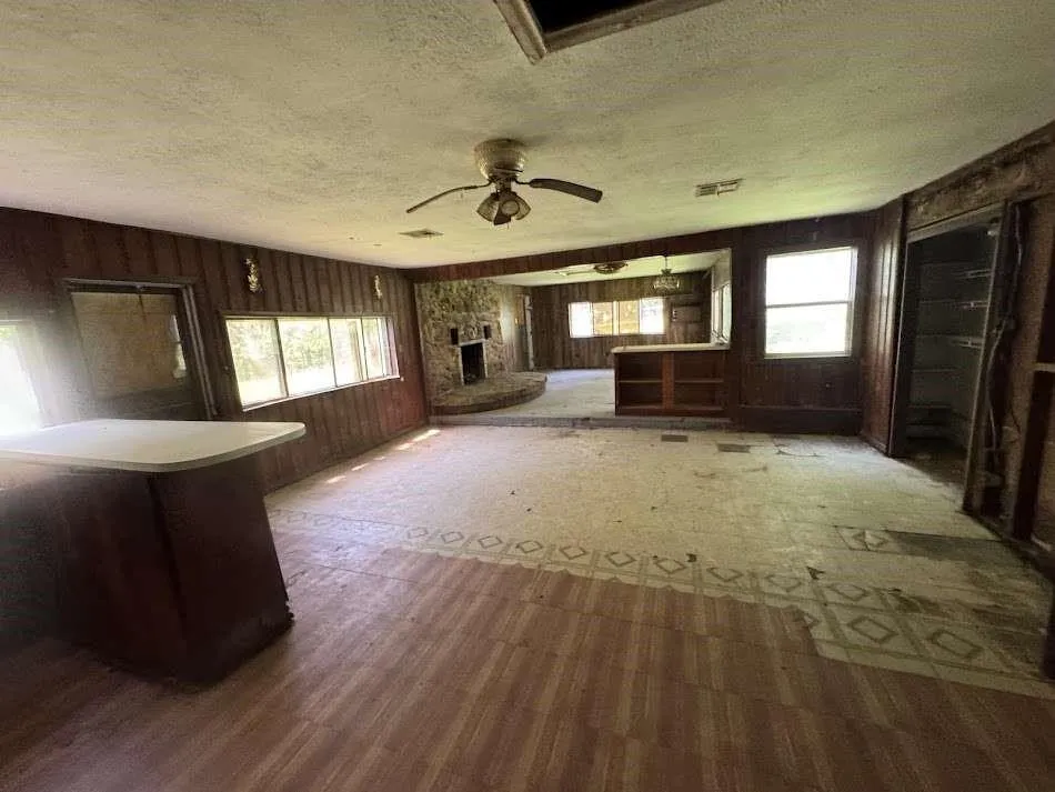 416 Live Oak Loop Whitney, TX 76692
