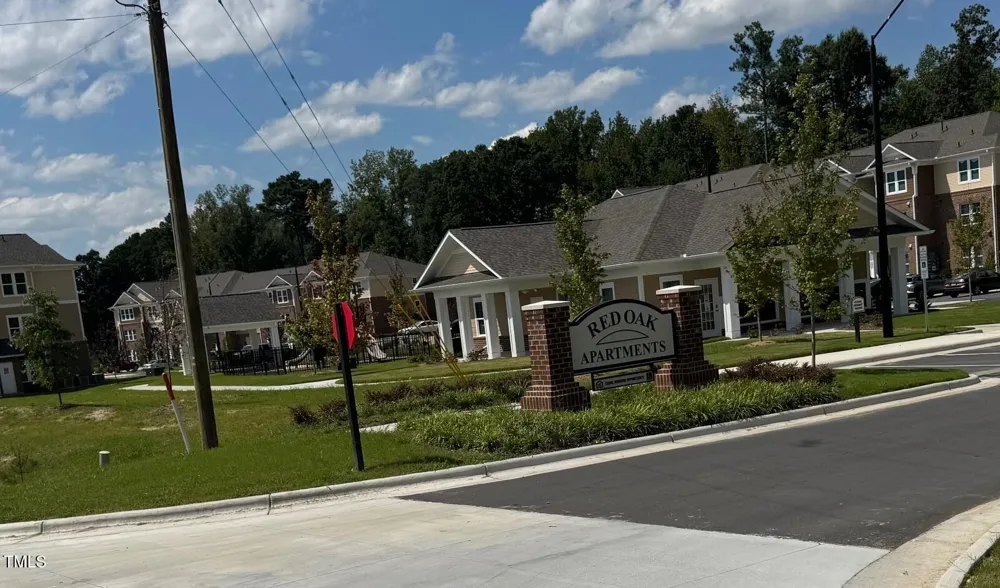 01 158 Business Hwy Henderson, NC 27536