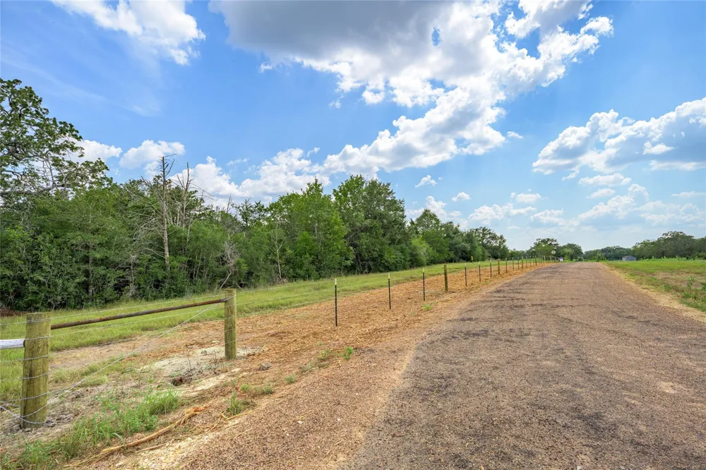 10842 Rauch Road La Grange, TX 78946