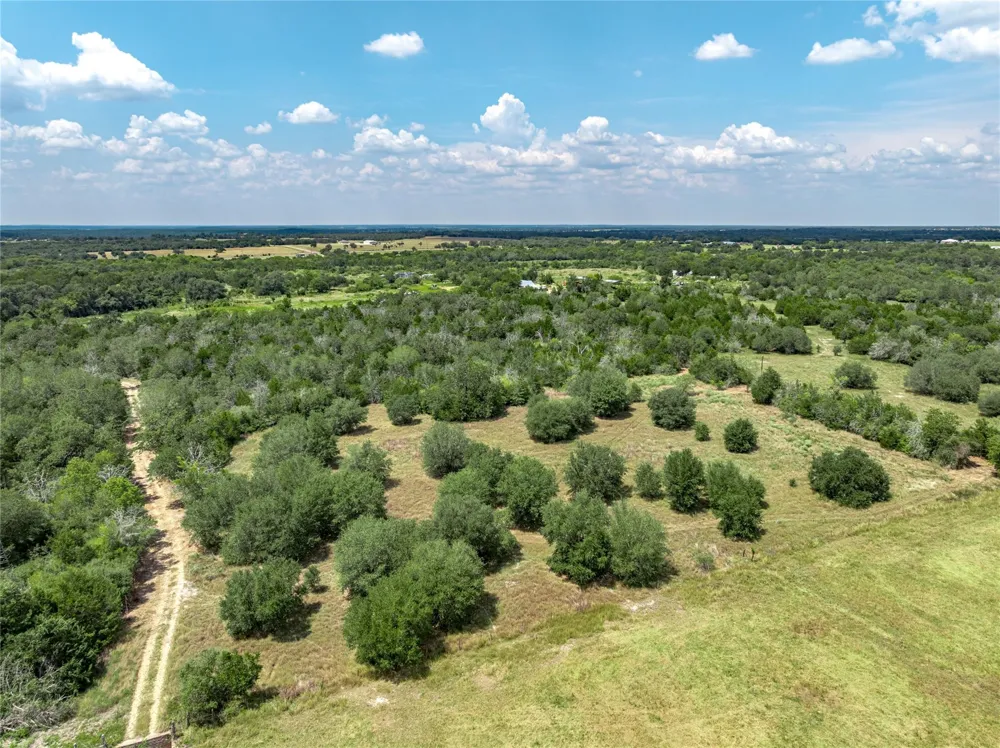 10842 Rauch Road La Grange, TX 78946