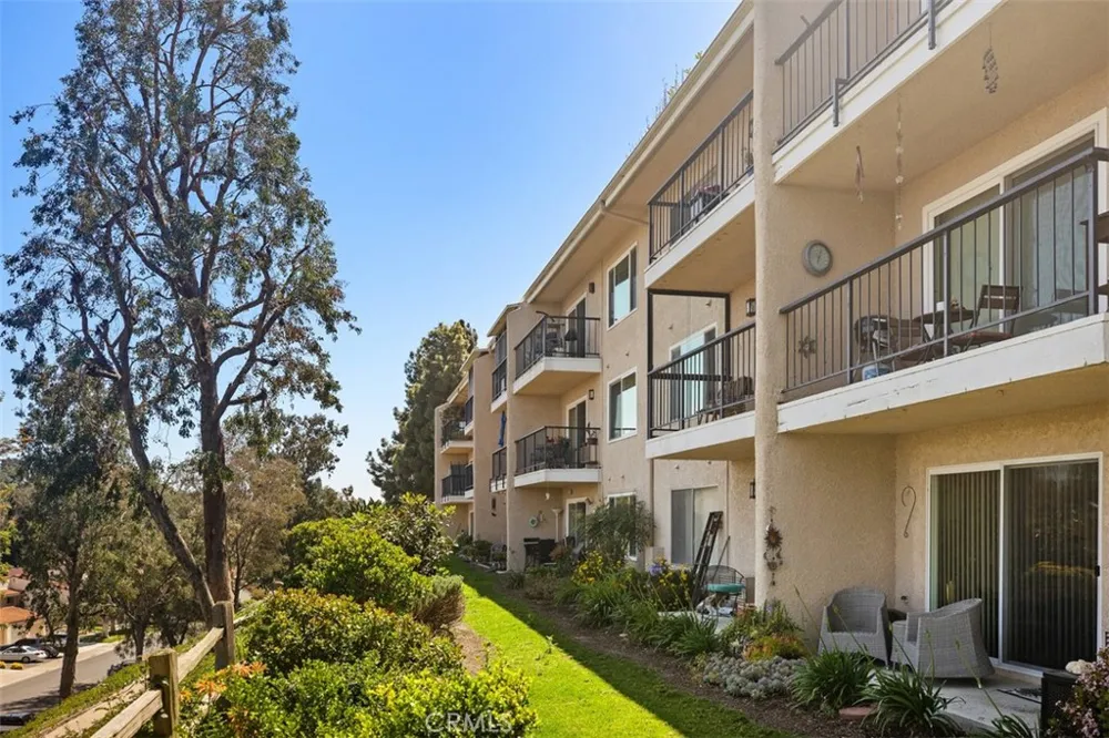 3336 Punta Alta #3D Laguna Woods, CA 92637