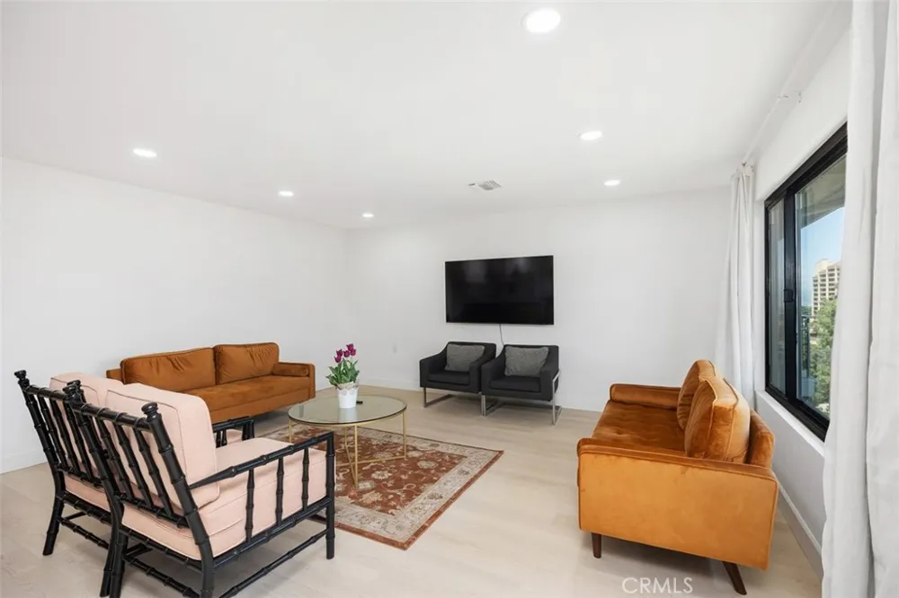 3336 Punta Alta #3D Laguna Woods, CA 92637