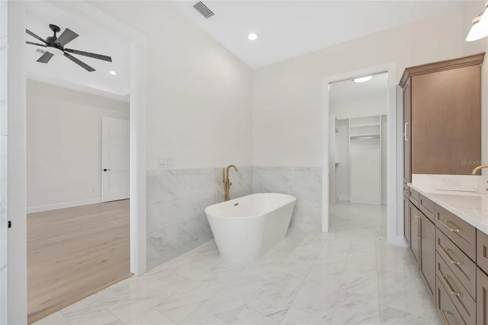 11324 NW 50 LANE ocala, FL 34482