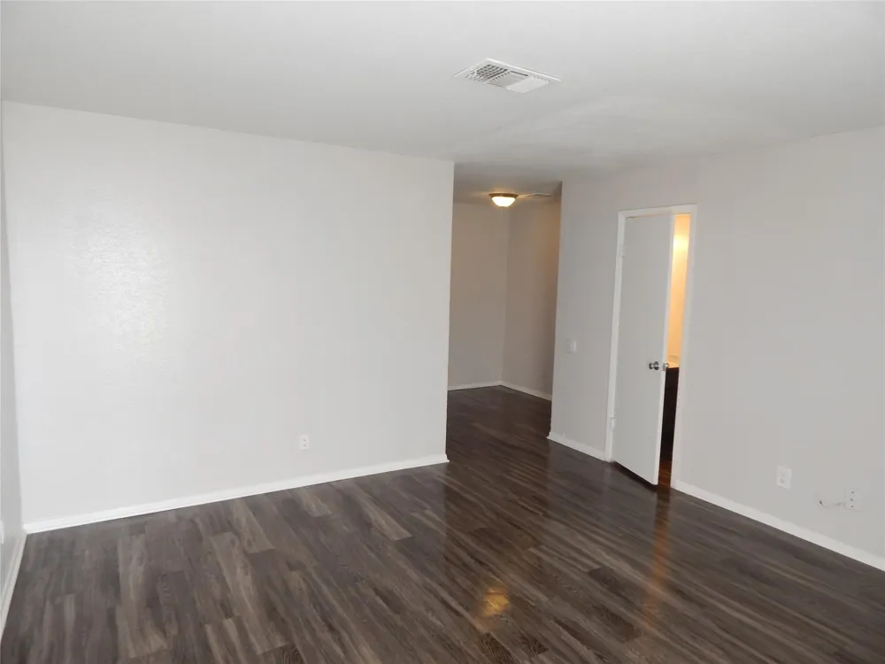 204 Northpointe Avenue #204 La Grange, TX 78945