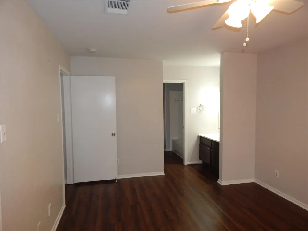 204 Northpointe Avenue #204 La Grange, TX 78945