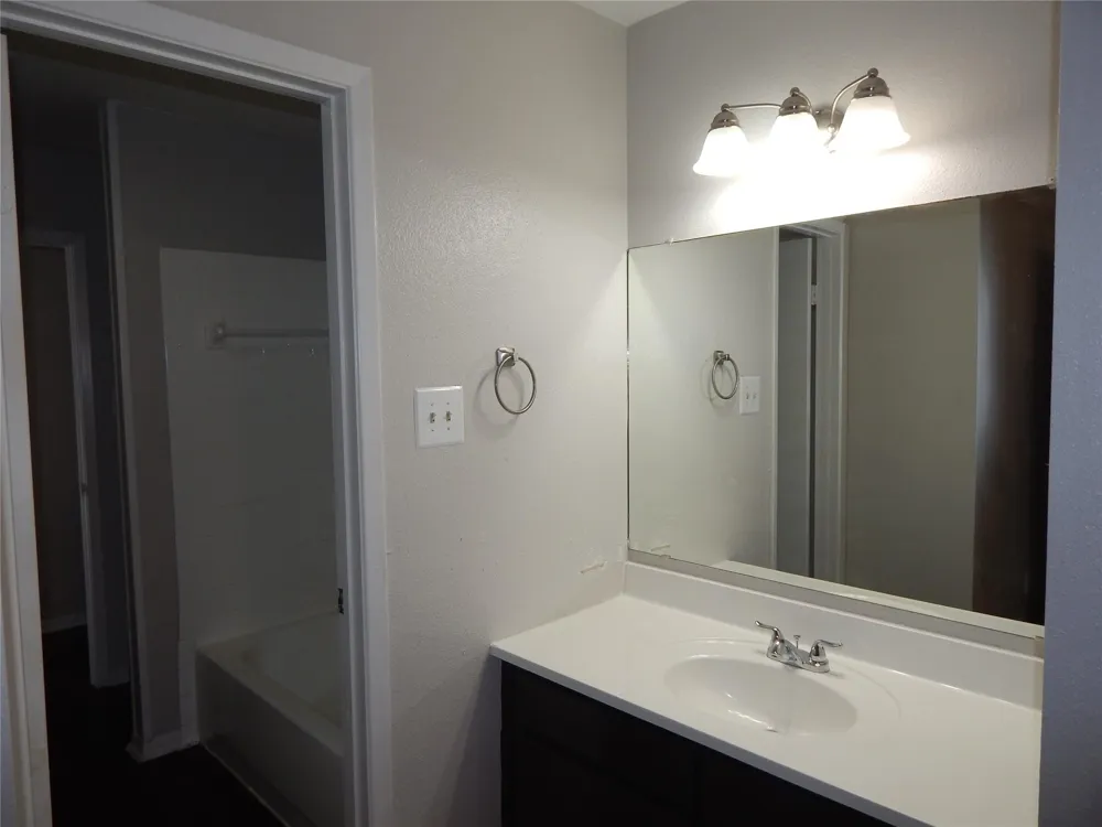 204 Northpointe Avenue #204 La Grange, TX 78945