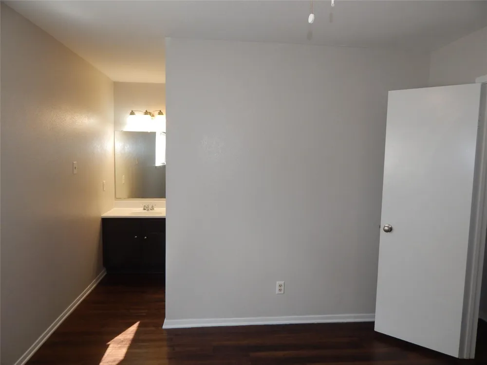 204 Northpointe Avenue #204 La Grange, TX 78945