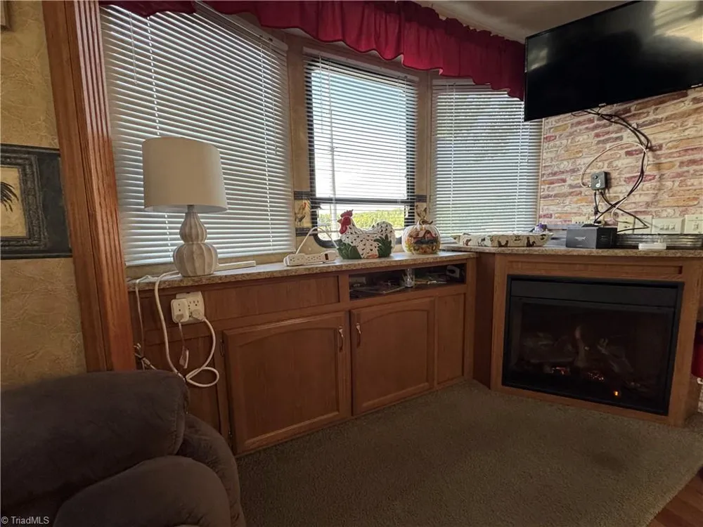 111 Club house Drive New London, NC 28127