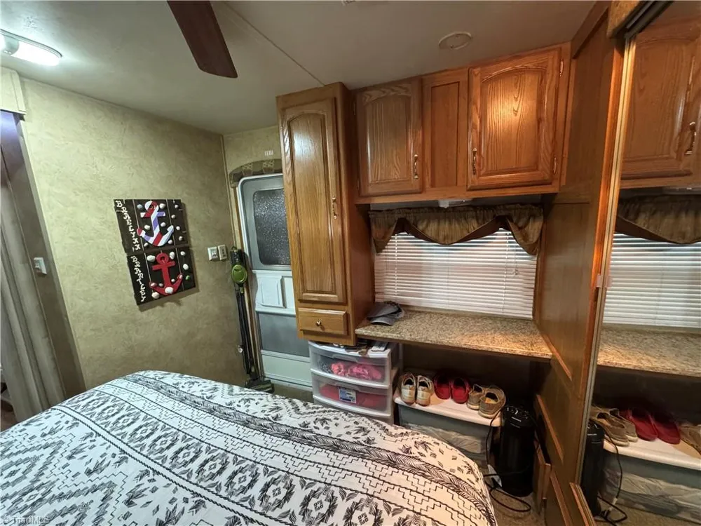 111 Club house Drive New London, NC 28127