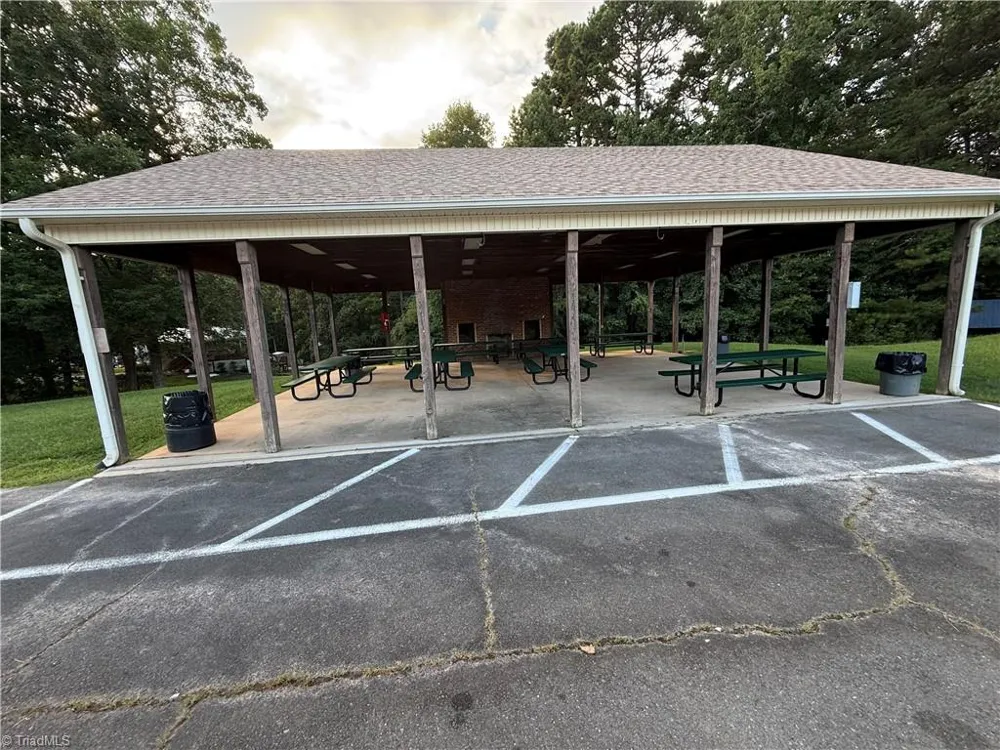 111 Club house Drive New London, NC 28127