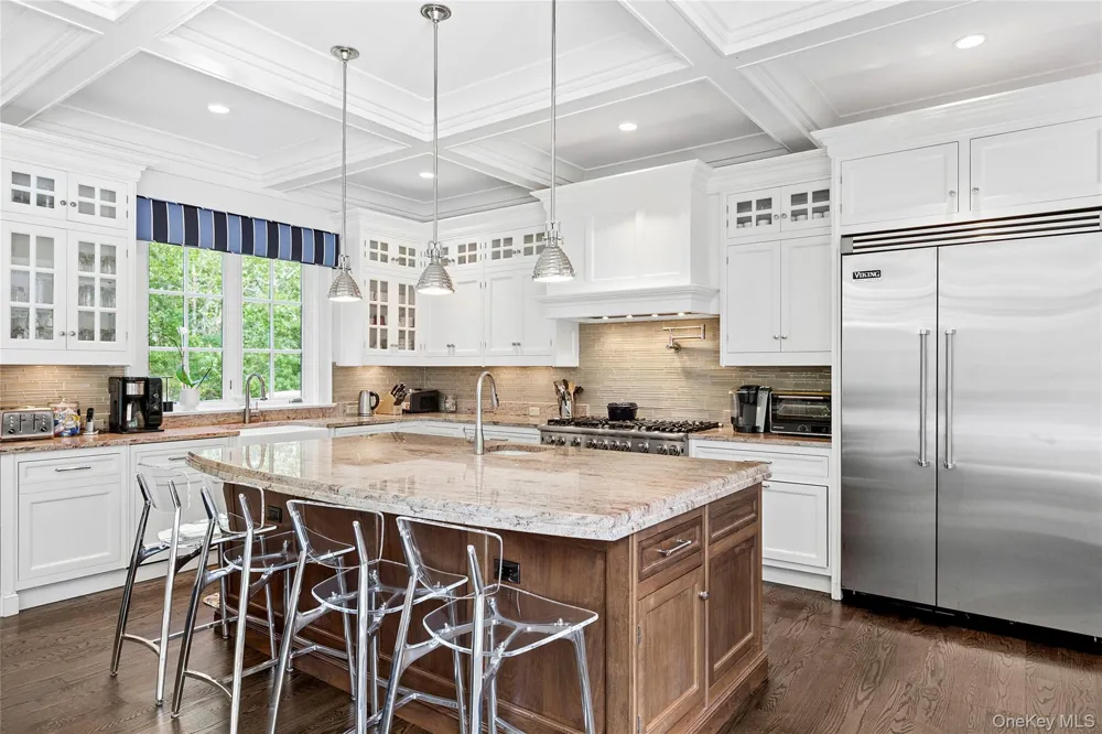 20 Devonshire Lane Amagansett, NY 11930