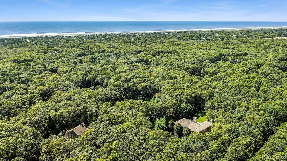20 Devonshire Lane Amagansett, NY 11930