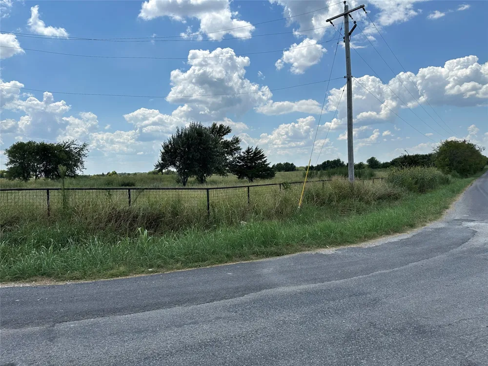 Rutledge Road Whitewright, TX 75491