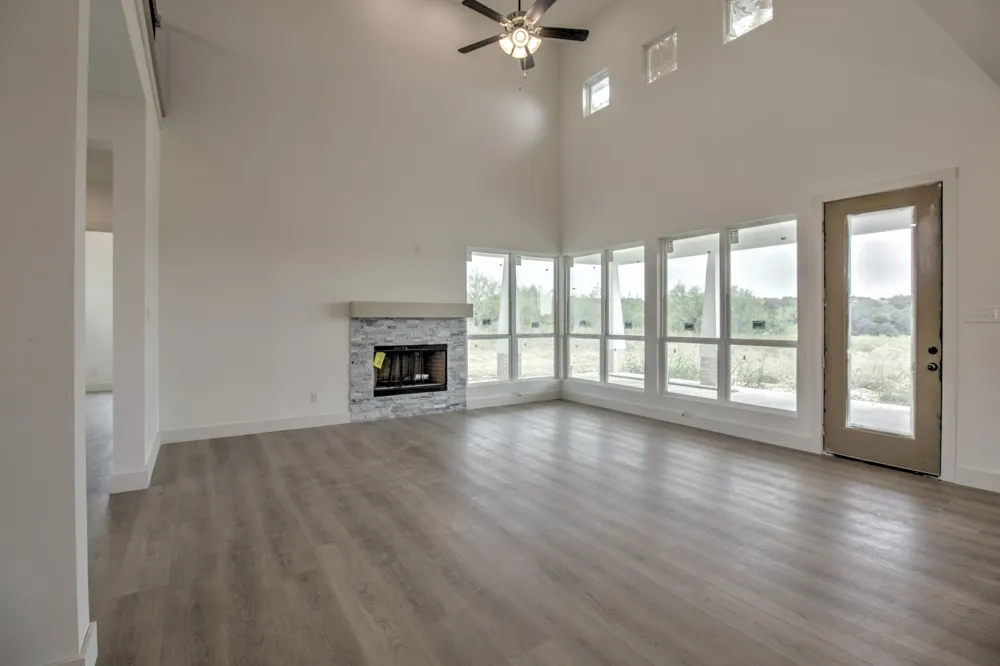 117 Mustang Springs Circle Sunset, TX 76270
