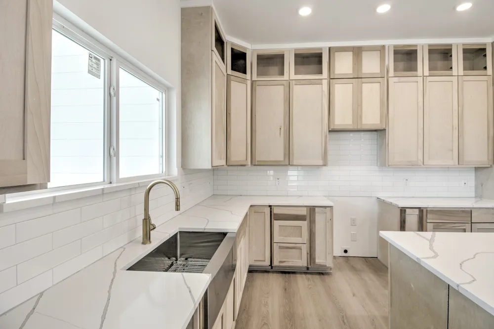 117 Mustang Springs Circle Sunset, TX 76270