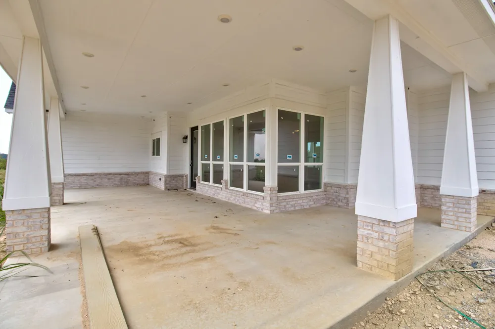 117 Mustang Springs Circle Sunset, TX 76270
