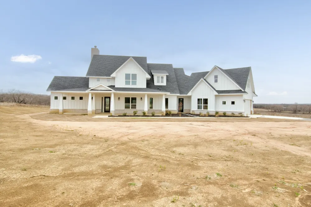 117 Mustang Springs Circle Sunset, TX 76270