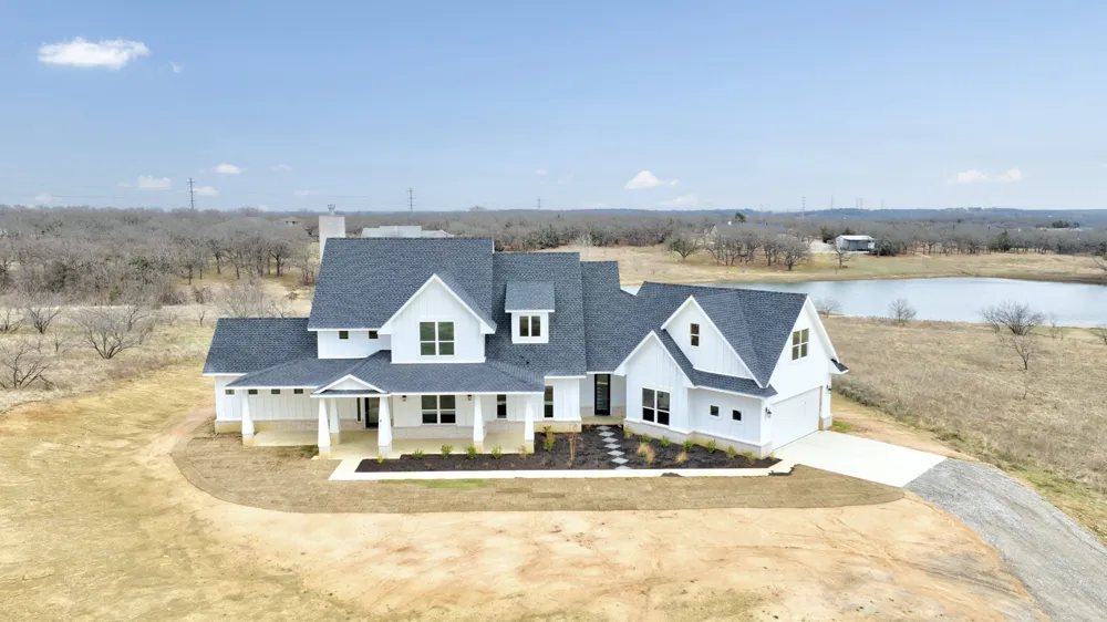 117 Mustang Springs Circle Sunset, TX 76270