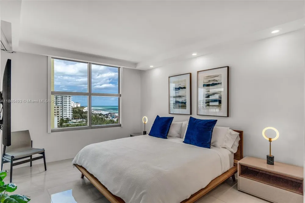 1500 Ocean Drive #1003 Miami Beach, FL 33139