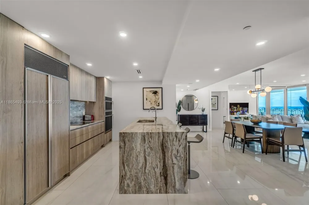 1500 Ocean Drive #1003 Miami Beach, FL 33139