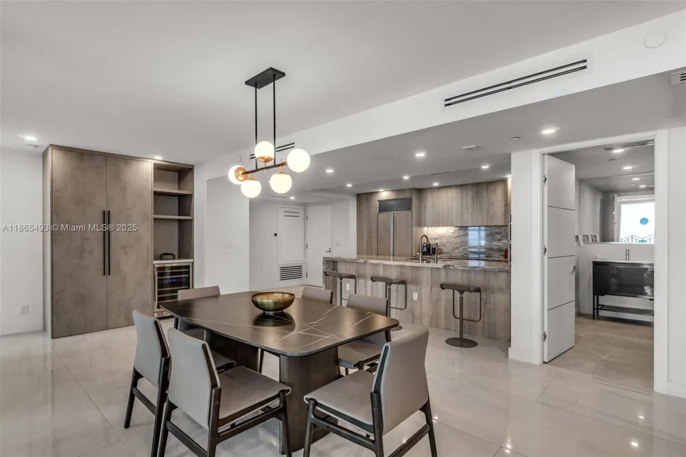 1500 Ocean Drive #1003 Miami Beach, FL 33139