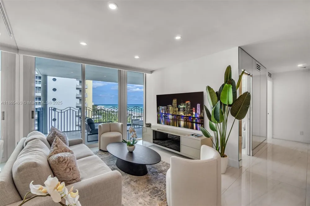 1500 Ocean Drive #1003 Miami Beach, FL 33139