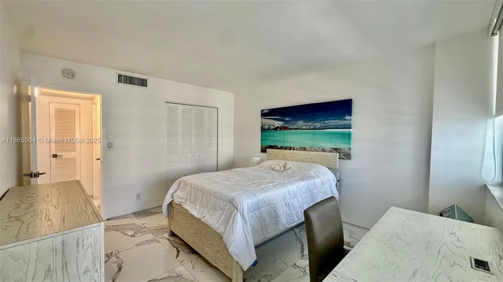 2030 S Ocean Dr #1022 Hallandale Beach, FL 33009