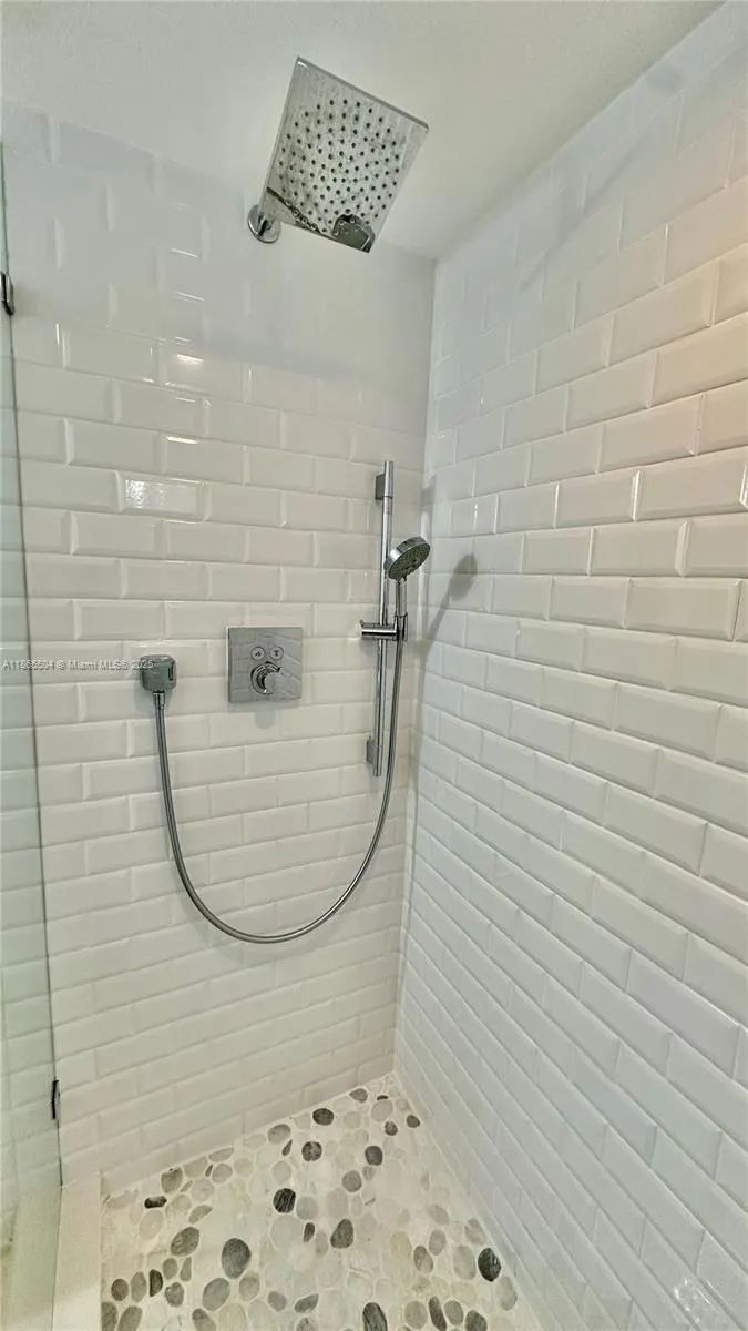 2030 S Ocean Dr #1022 Hallandale Beach, FL 33009