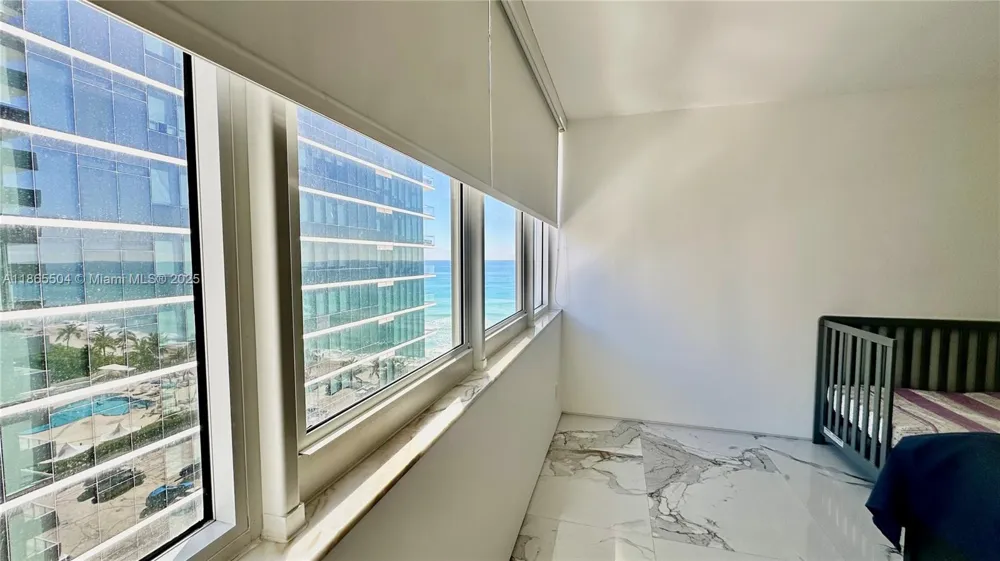 2030 S Ocean Dr #1022 Hallandale Beach, FL 33009