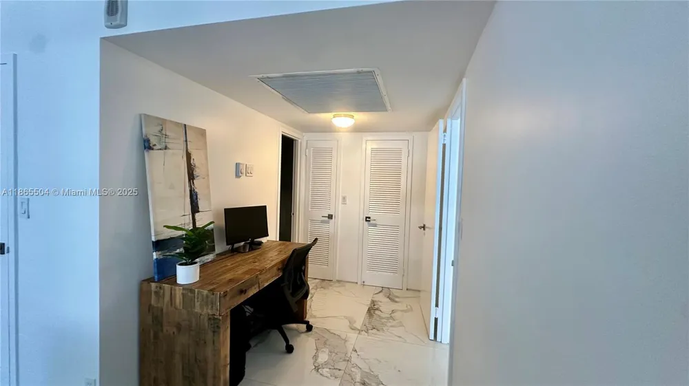 2030 S Ocean Dr #1022 Hallandale Beach, FL 33009