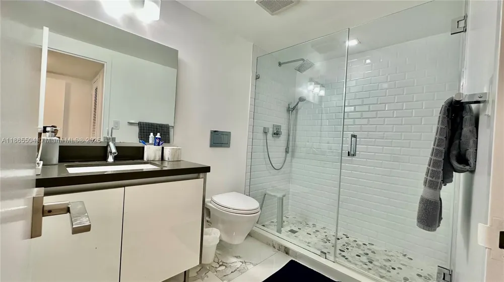 2030 S Ocean Dr #1022 Hallandale Beach, FL 33009