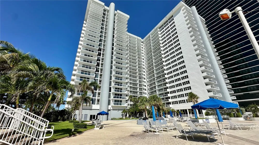 2030 S Ocean Dr #1022 Hallandale Beach, FL 33009