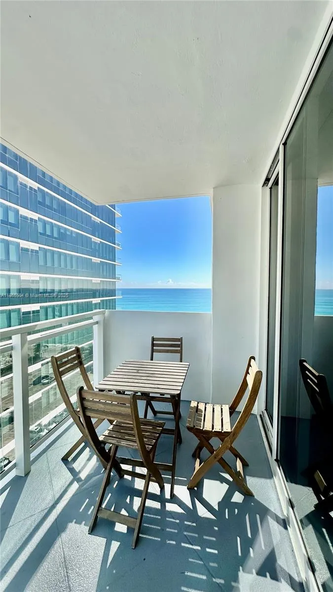2030 S Ocean Dr #1022 Hallandale Beach, FL 33009