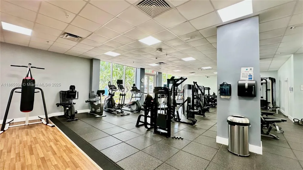 2030 S Ocean Dr #1022 Hallandale Beach, FL 33009