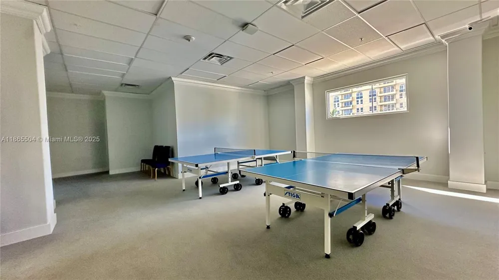 2030 S Ocean Dr #1022 Hallandale Beach, FL 33009