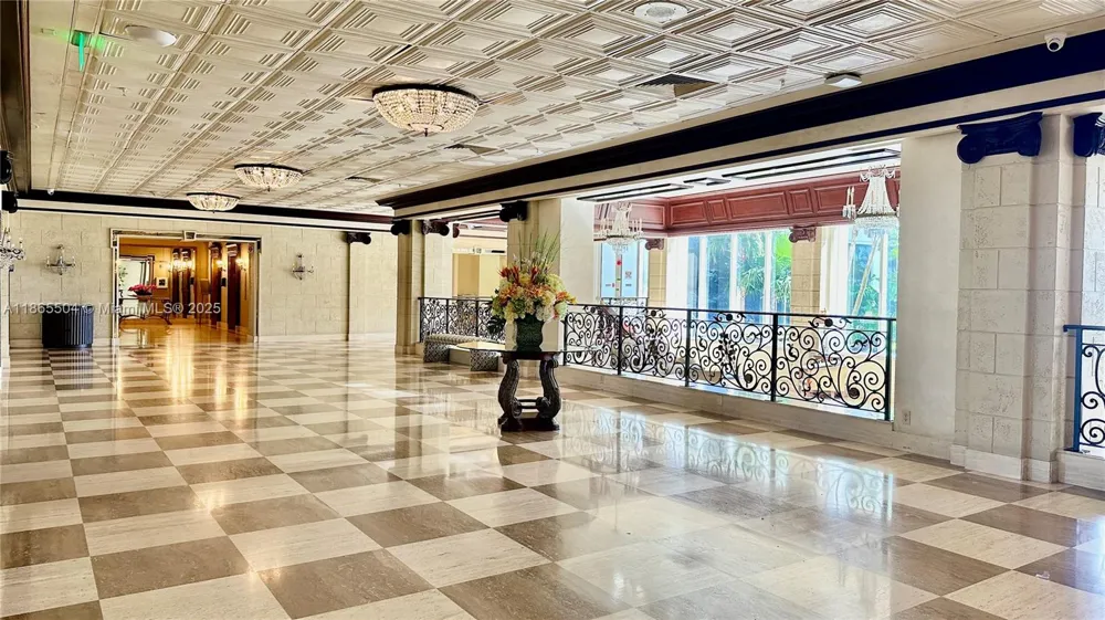 2030 S Ocean Dr #1022 Hallandale Beach, FL 33009
