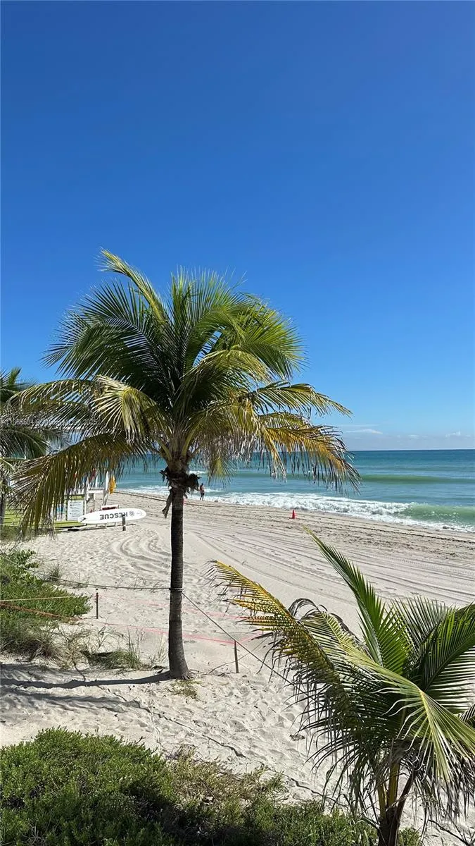 2030 S Ocean Dr #1022 Hallandale Beach, FL 33009
