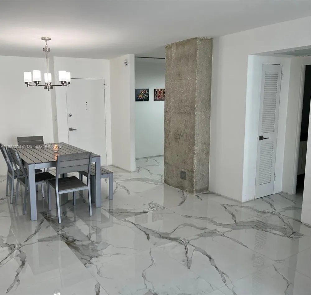 2030 S Ocean Dr #1022 Hallandale Beach, FL 33009