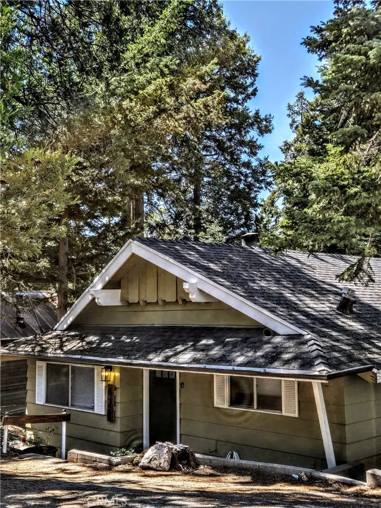 628 Rose Lane Twin Peaks, CA 92391