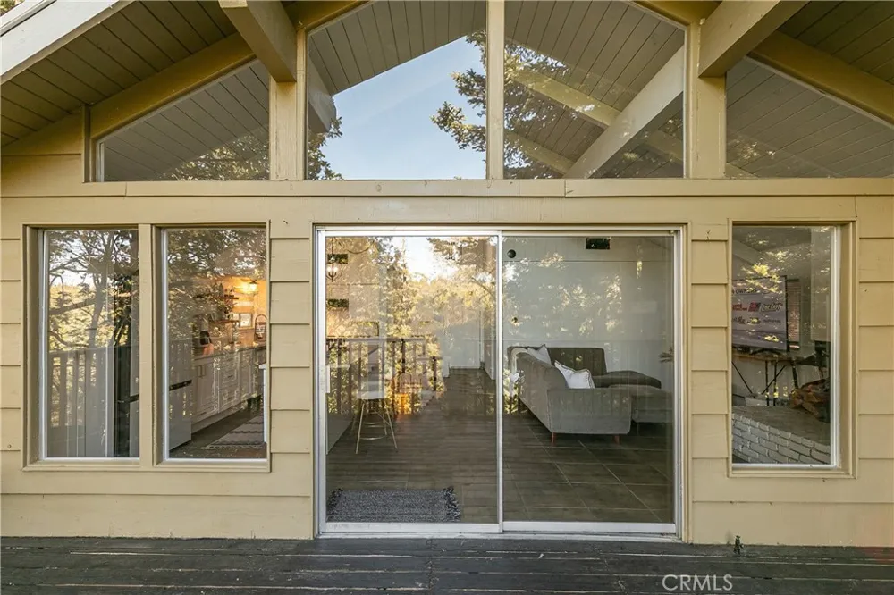 628 Rose Lane Twin Peaks, CA 92391