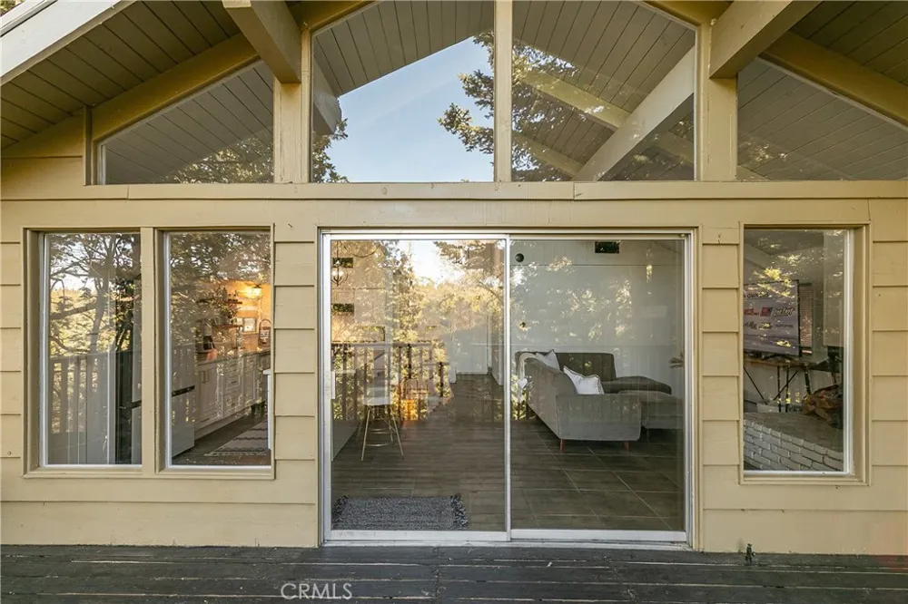 628 Rose Lane Twin Peaks, CA 92391