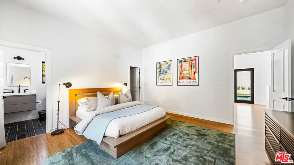 1846 Franklin Canyon Drive Beverly Hills, CA 90210