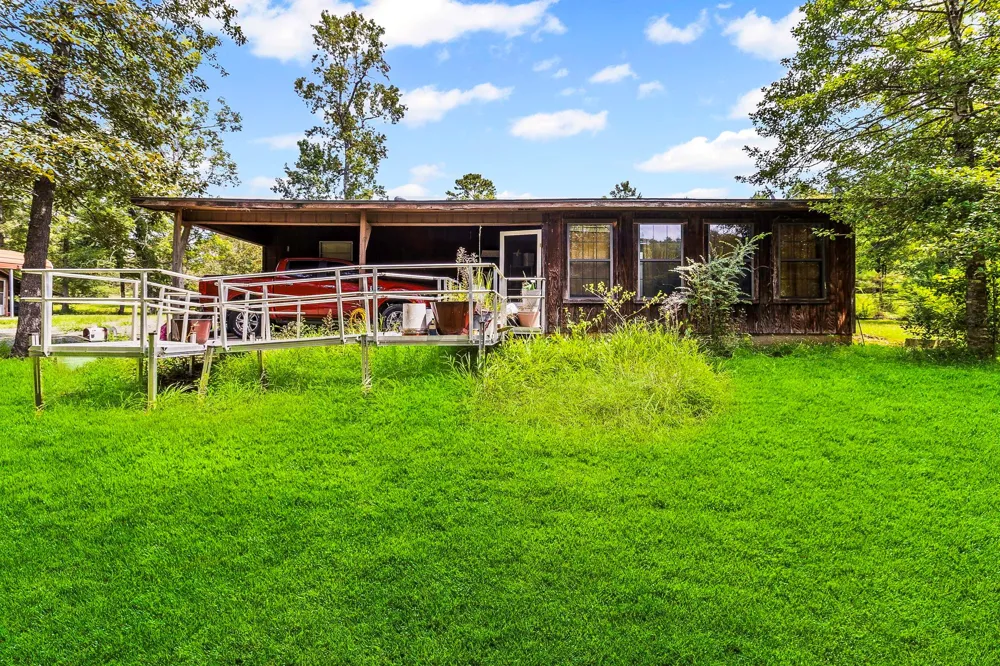 271 Ivanhoe Ranchettes Drive Ivanhoe, TX 75979