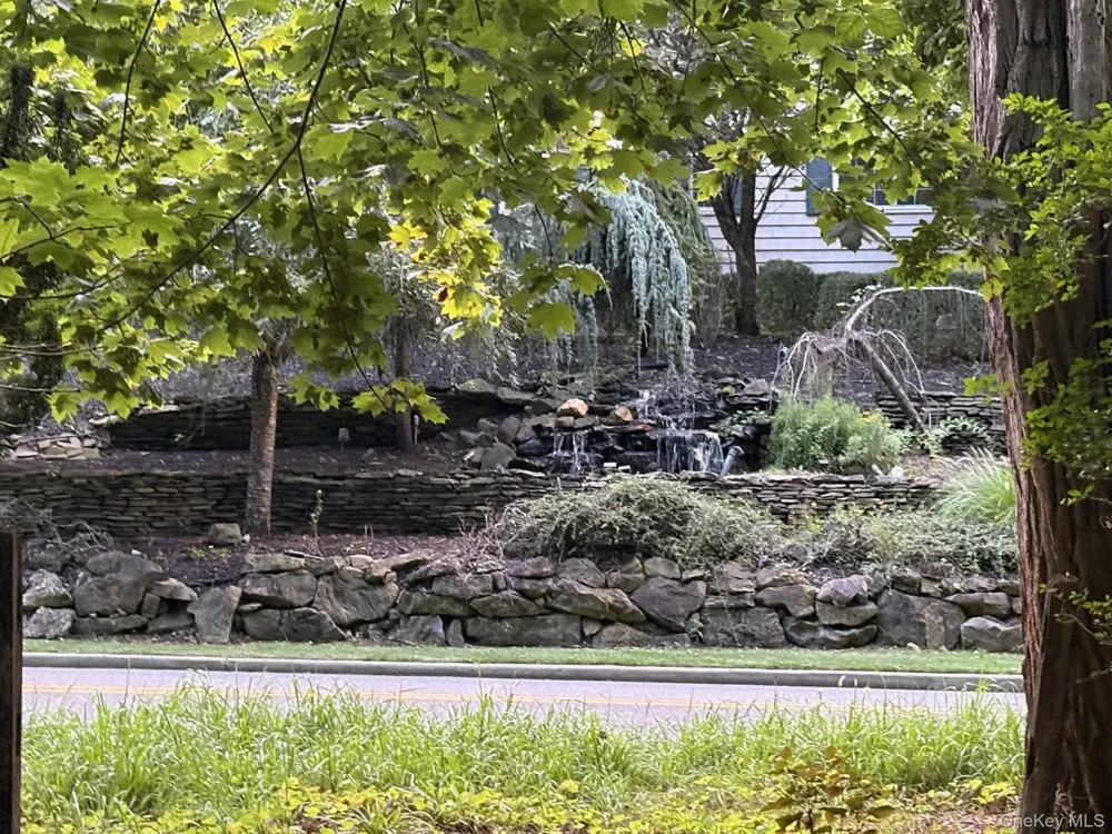 Dark Hollow Road Port Jefferson, NY 11777