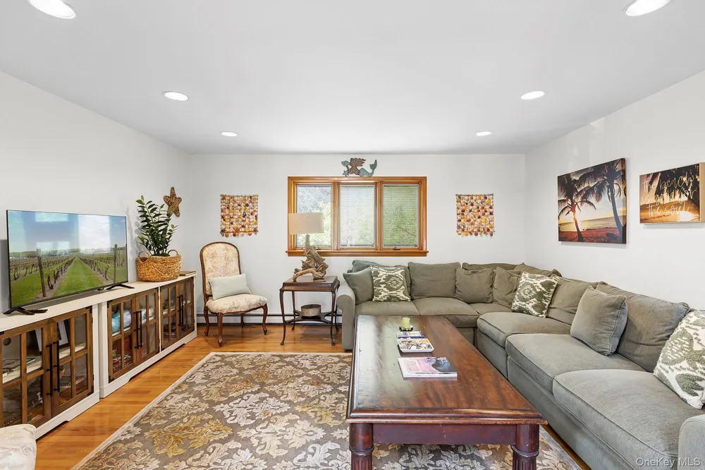 624 Noyack Road Southampton, NY 11968