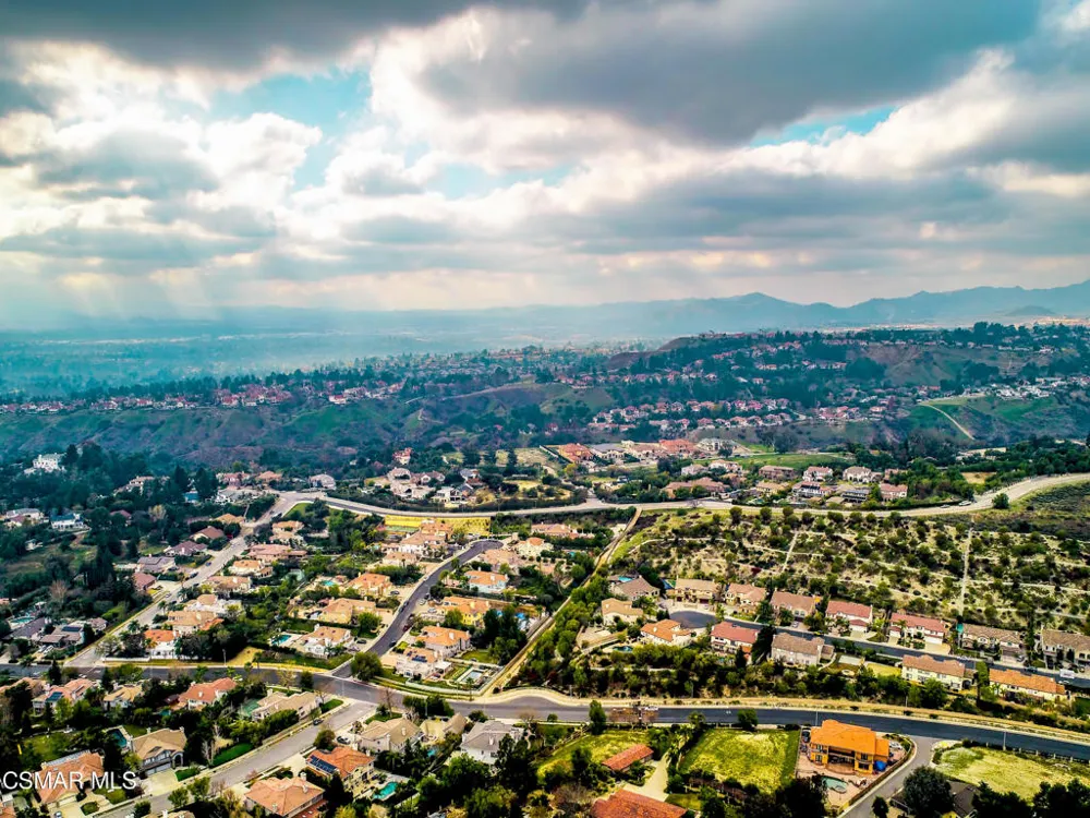 17900 Bull Canyon Road Granada Hills, CA 91344