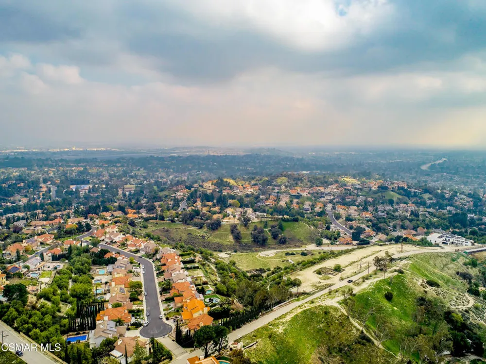 17900 Bull Canyon Road Granada Hills, CA 91344