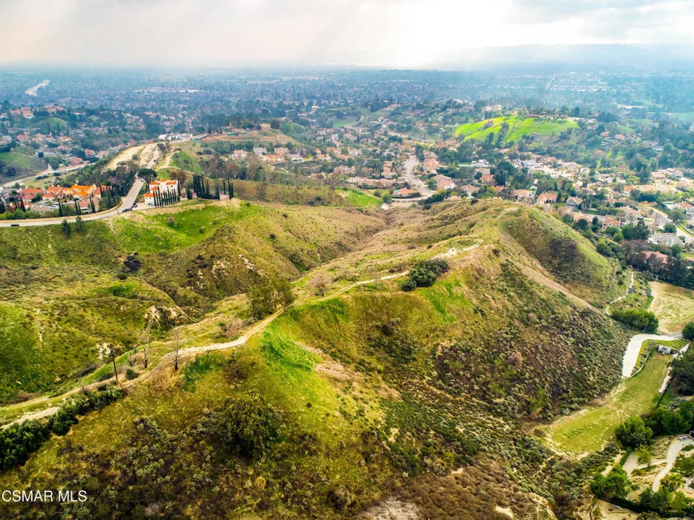 17900 Bull Canyon Road Granada Hills, CA 91344