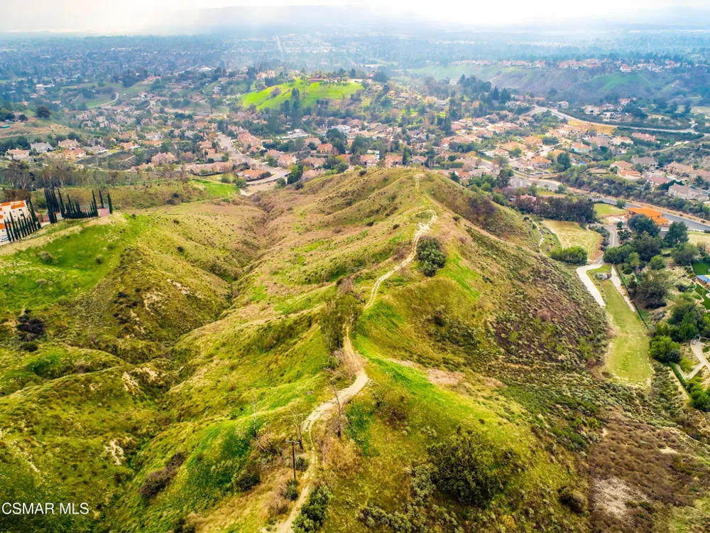 17900 Bull Canyon Road Granada Hills, CA 91344